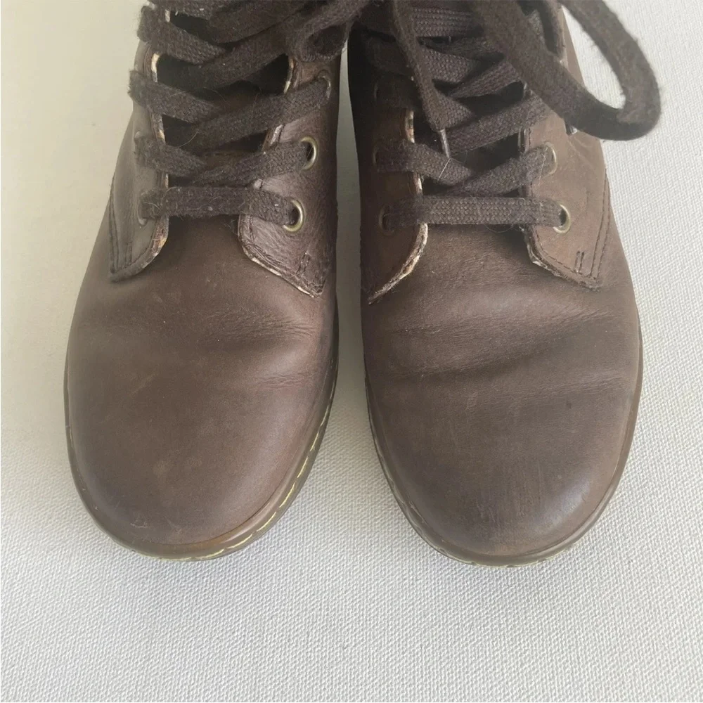 Dr. Martens brand dr
